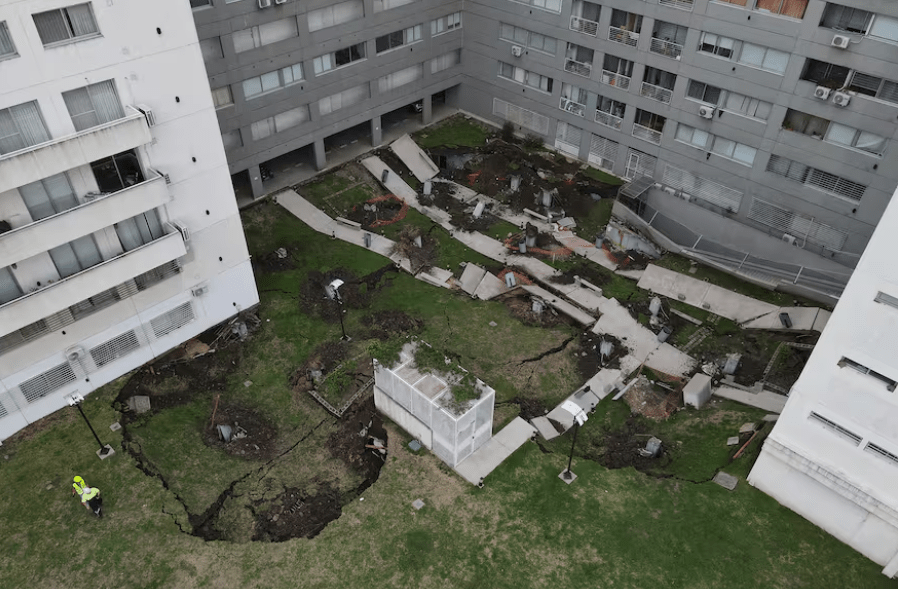 Derrumbe en Parque Patricios: suspenden por tres meses las cuotas hipotecarias de los&nbsp;damnificados