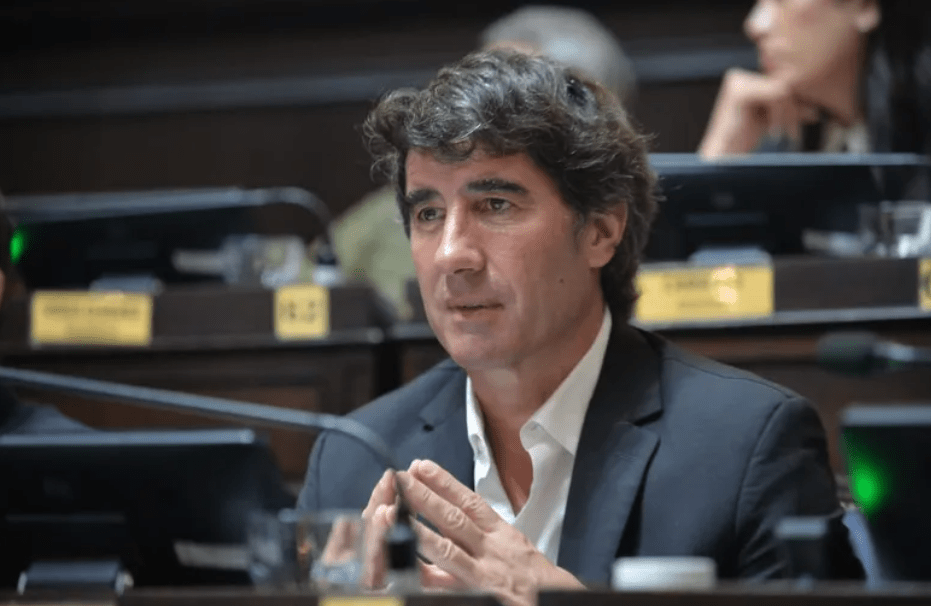 Desdoblamiento electoral en Buenos Aires: la UCR impulsa comicios separados y ratifica las&nbsp;PASO