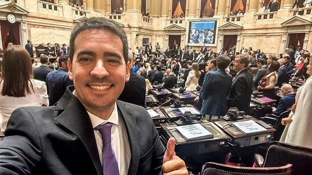 Adrián Ravier, Diputado Nacional por La Pampa, destacó el potencial económico de Argentina y respaldó el rumbo de Milei