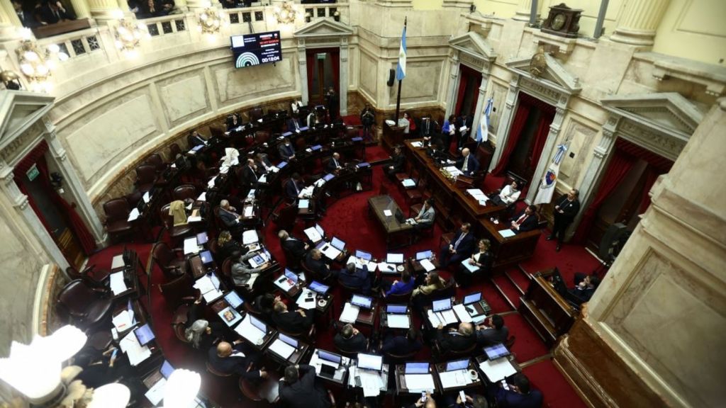 El oficialismo busca mover fichas antes del parate legislativo